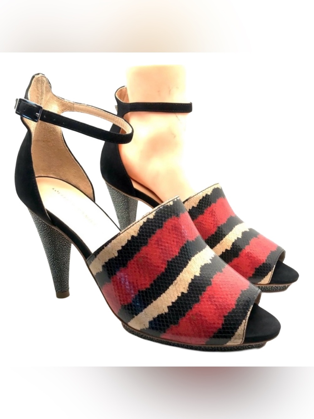 LOEFFLER RANDALL "ROSIE" RED, BLACK & CREAM LEATHER PLATFORM HEELS (9B) - Picture 2 of 12